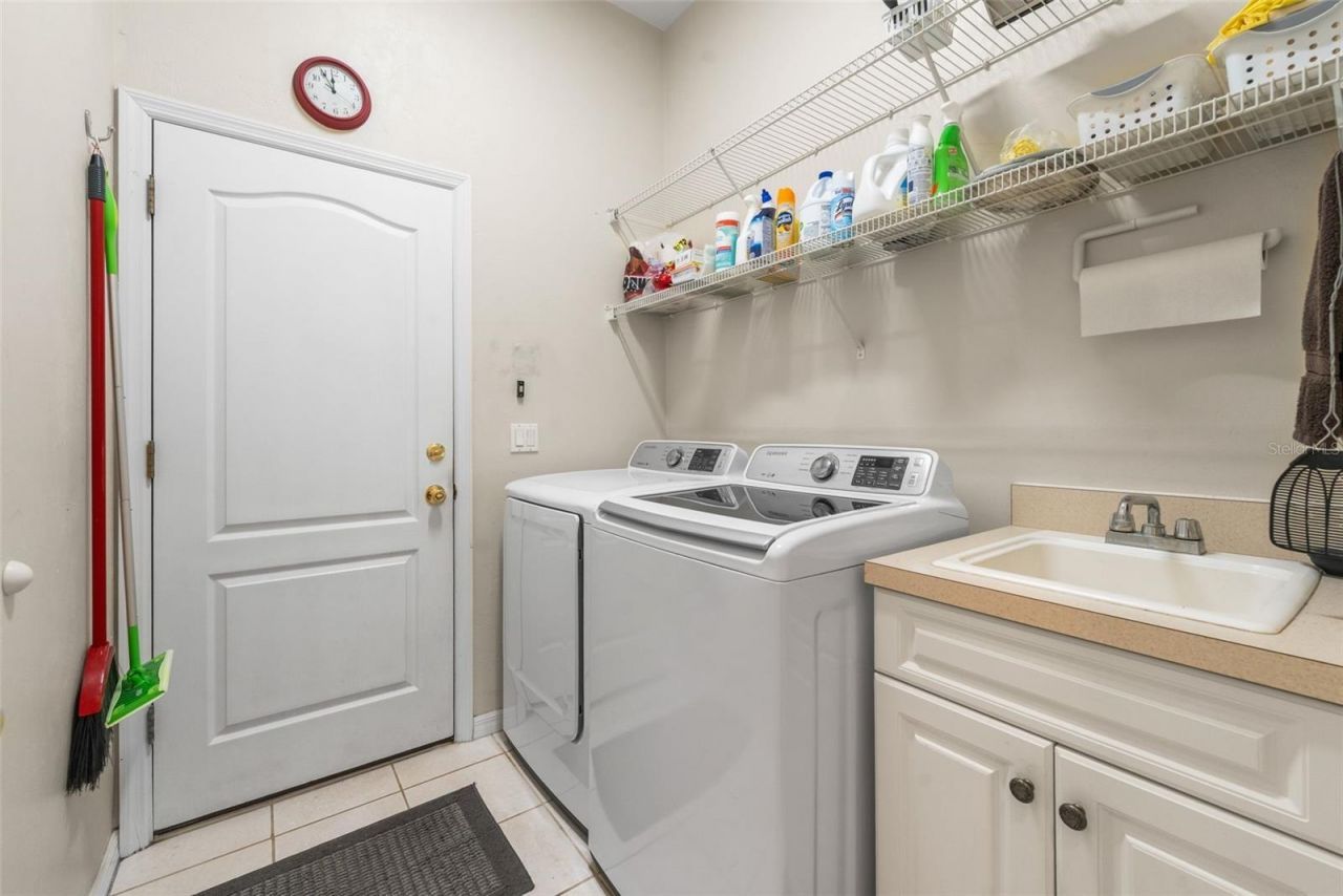 8424 SW 8th Place , Gainesville, FL 32607 Photo