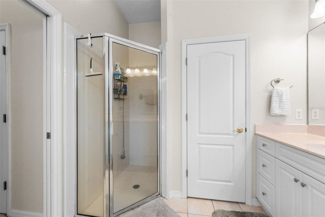 8424 SW 8th Place , Gainesville, FL 32607 Photo