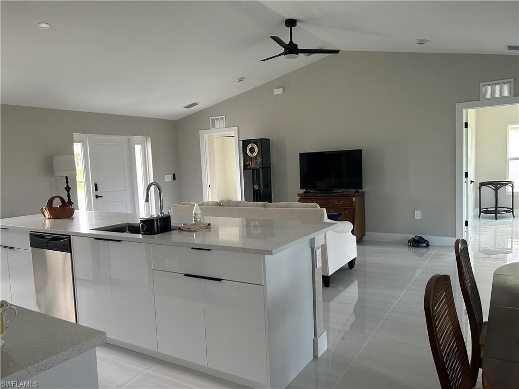 1534 NW 25th Ave, Cape Coral, FL 33993 Photo