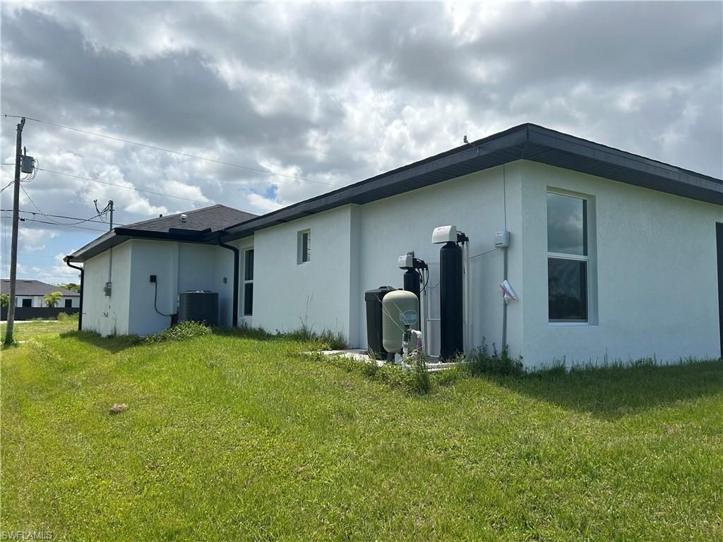 1534 NW 25th Ave, Cape Coral, FL 33993 Photo