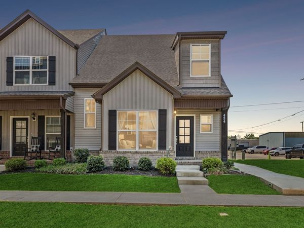 434 Rick McCormick Dr, La Vergne, TN 37086