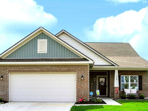 940 Borealis Drive, Franklin, IN 46131