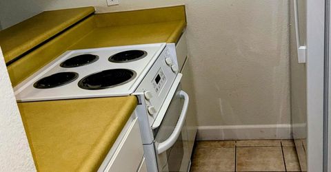 2450 Lymbery Street, Unit APT 305, Reno, NV 89509 Photo