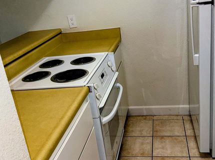 2450 Lymbery Street, Unit APT 305, Reno, NV 89509 Photo