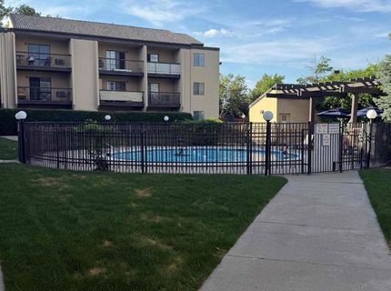 2450 Lymbery Street, Unit APT 305, Reno, NV 89509 Photo