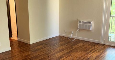 2450 Lymbery Street, Unit APT 305, Reno, NV 89509 Photo