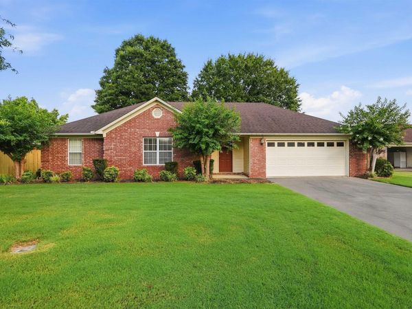 307 Crain Drive , Searcy, AR 72143