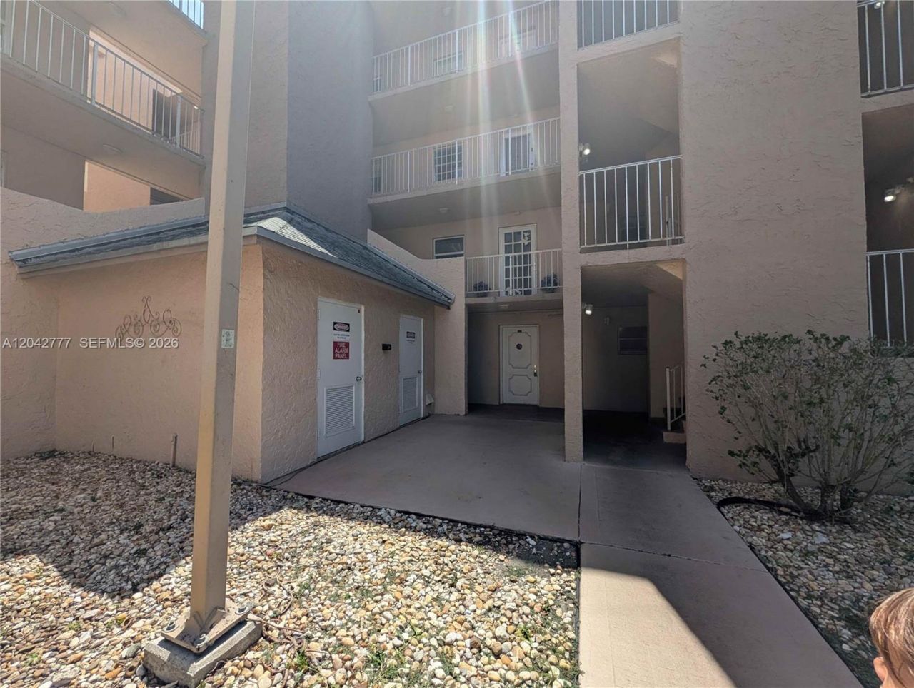 9495 Evergreen Pl , Unit 102, Davie, FL 33324 Photo