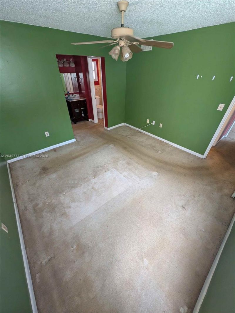 9495 Evergreen Pl , Unit 102, Davie, FL 33324 Photo