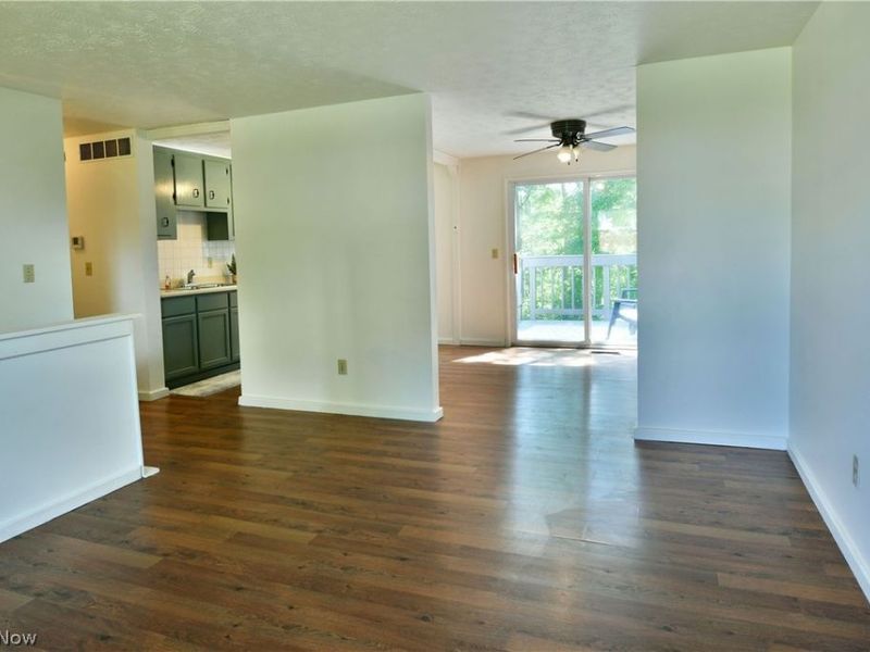 3678 Oakview Drive, Girard, OH 44420 Photo 17