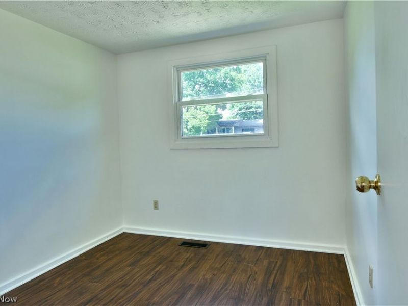 3678 Oakview Drive, Girard, OH 44420 Photo 31