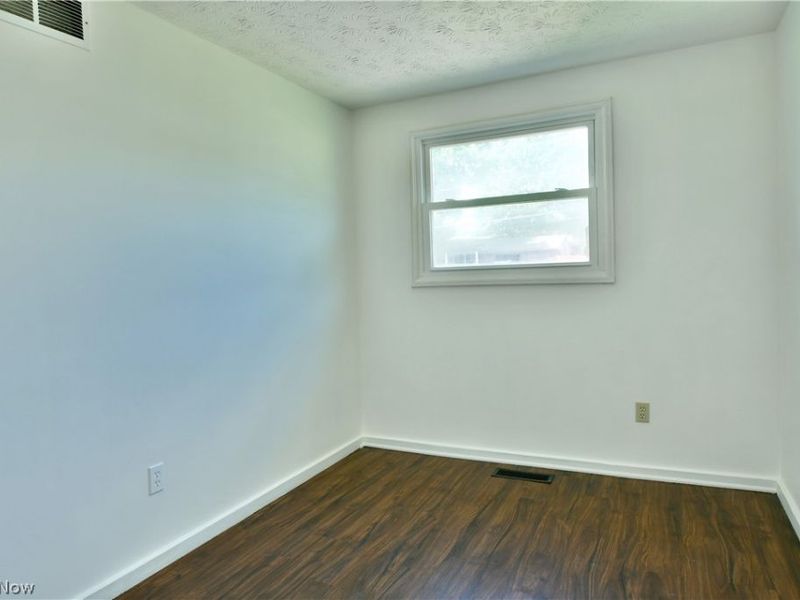 3678 Oakview Drive, Girard, OH 44420 Photo 37