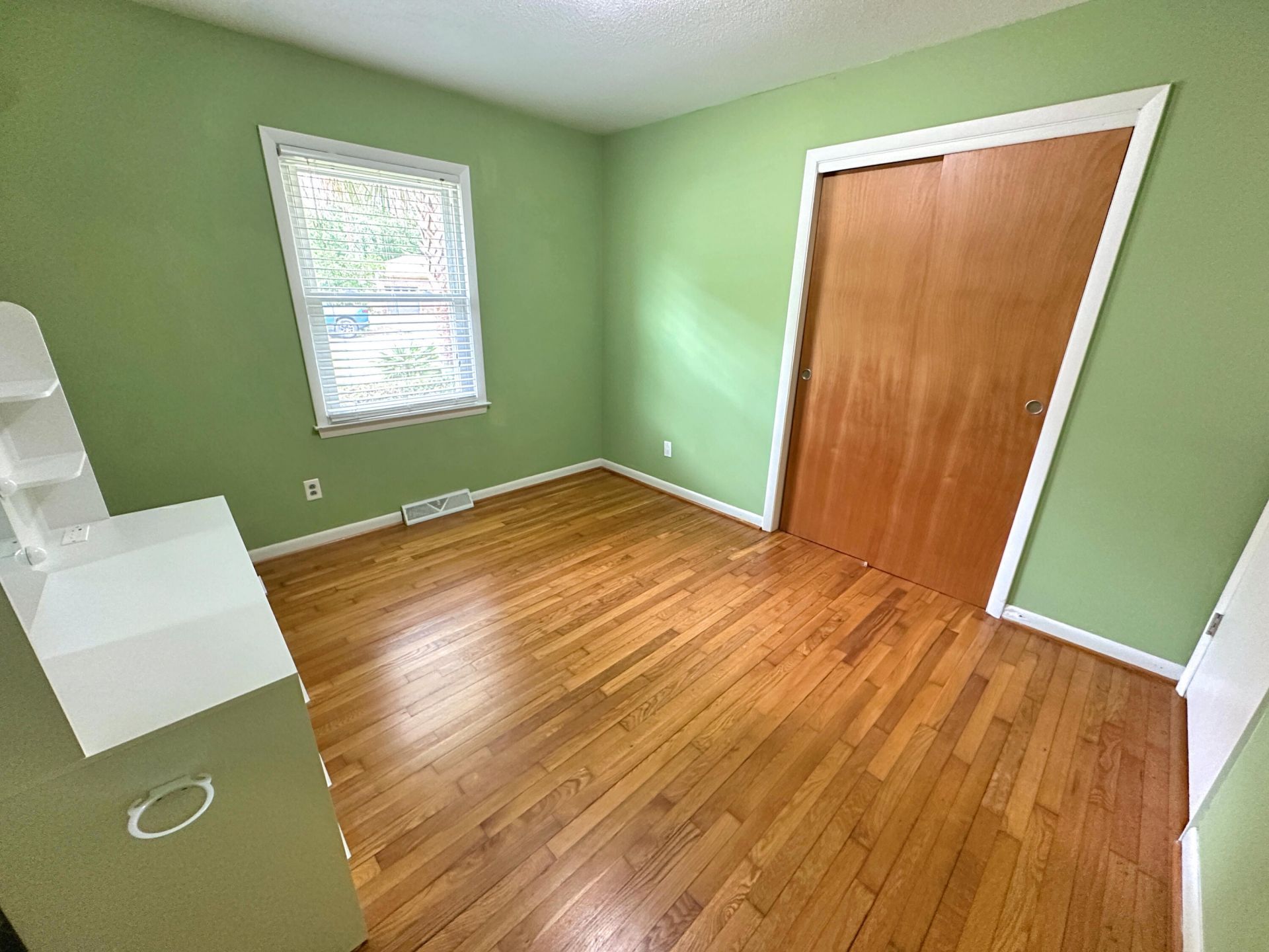 2039 Bishop Drive Photo 25