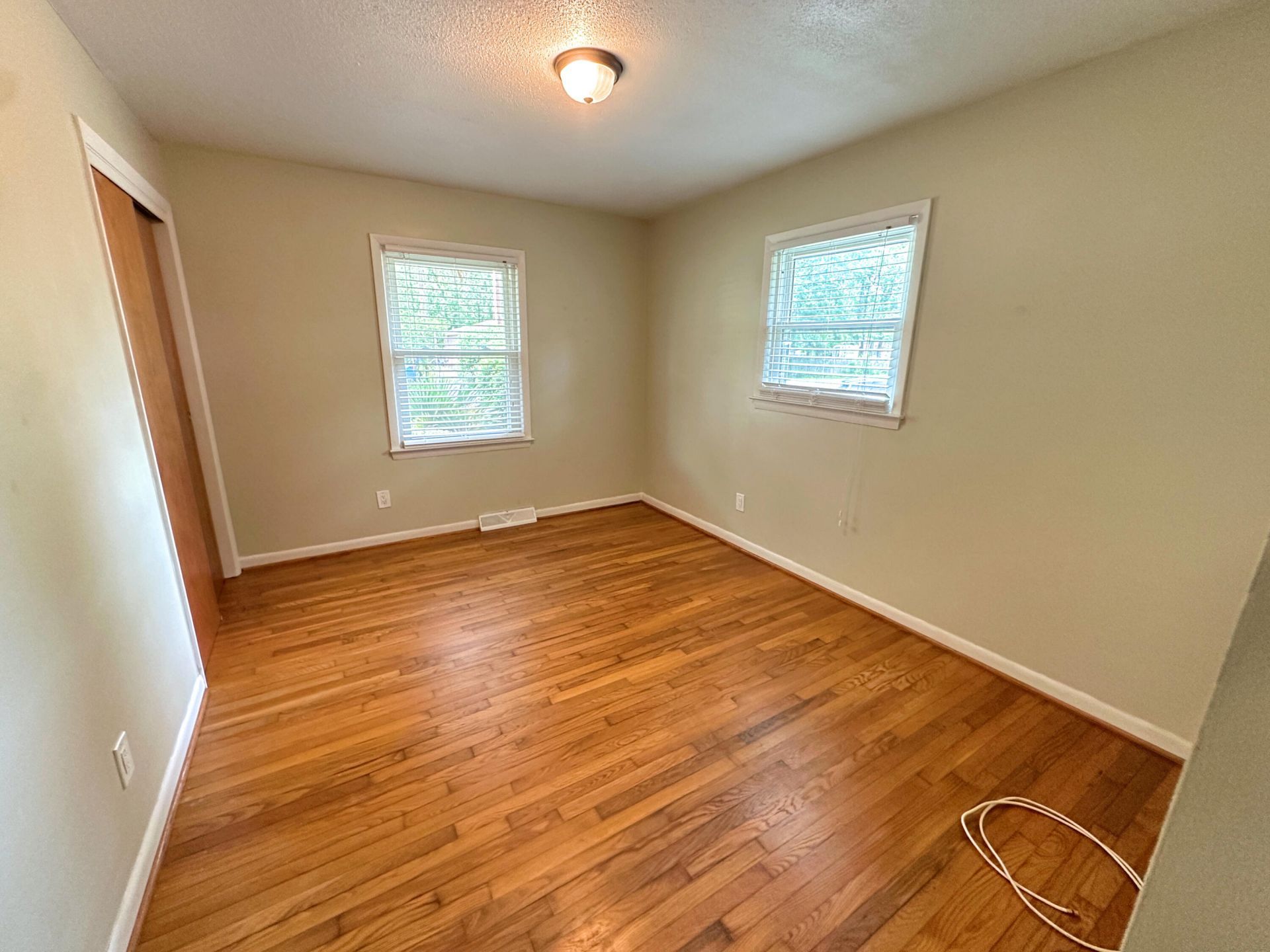 2039 Bishop Drive Photo 26