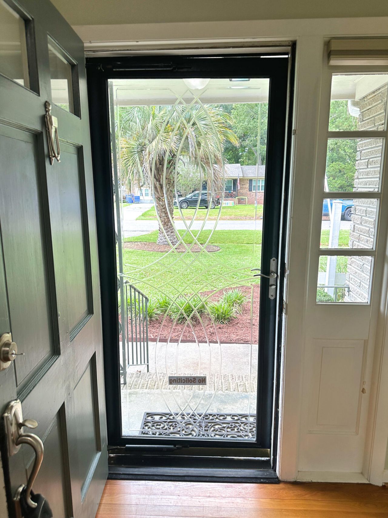 2039 Bishop Drive Photo 4