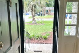 2039 Bishop Drive photo 4