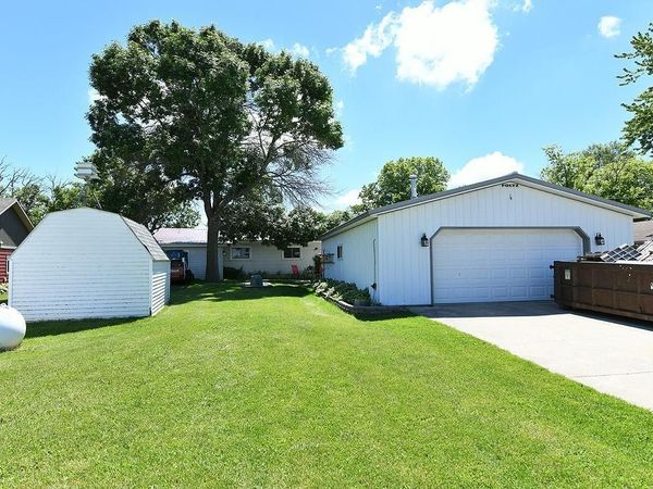17051 N Leaf Lake Road, Lake Park, MN 56554