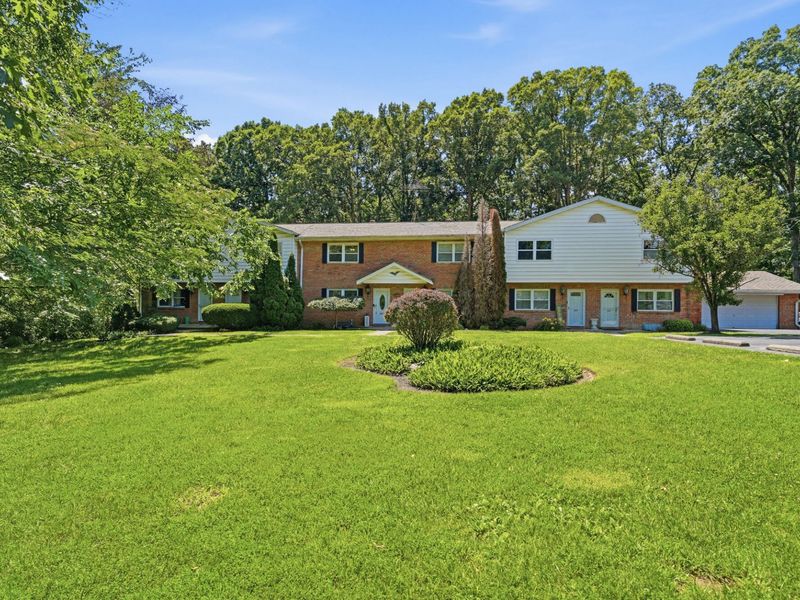 1821 Val Court, Burlington, KY 41005 Photo 3