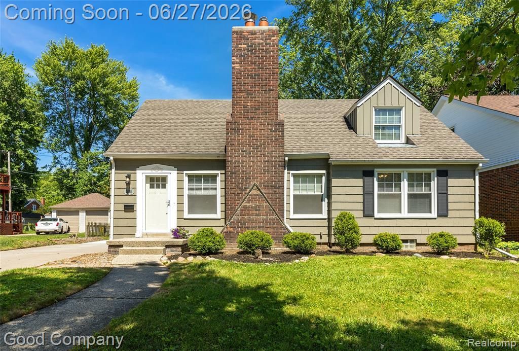 880 Notre Dame Street, Grosse Pointe, MI 48230 Main Photo