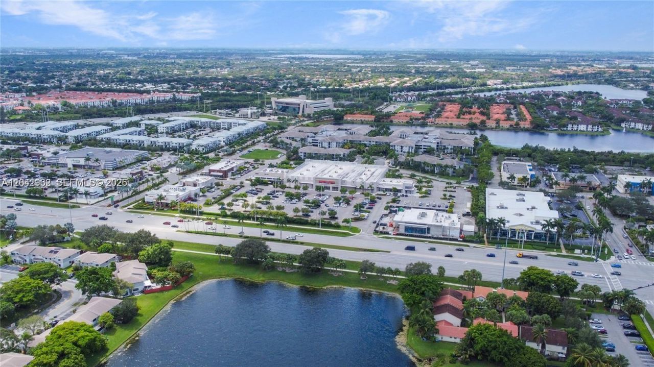 830 SW 64th Pkwy , Pembroke Pines, FL 33023 Photo