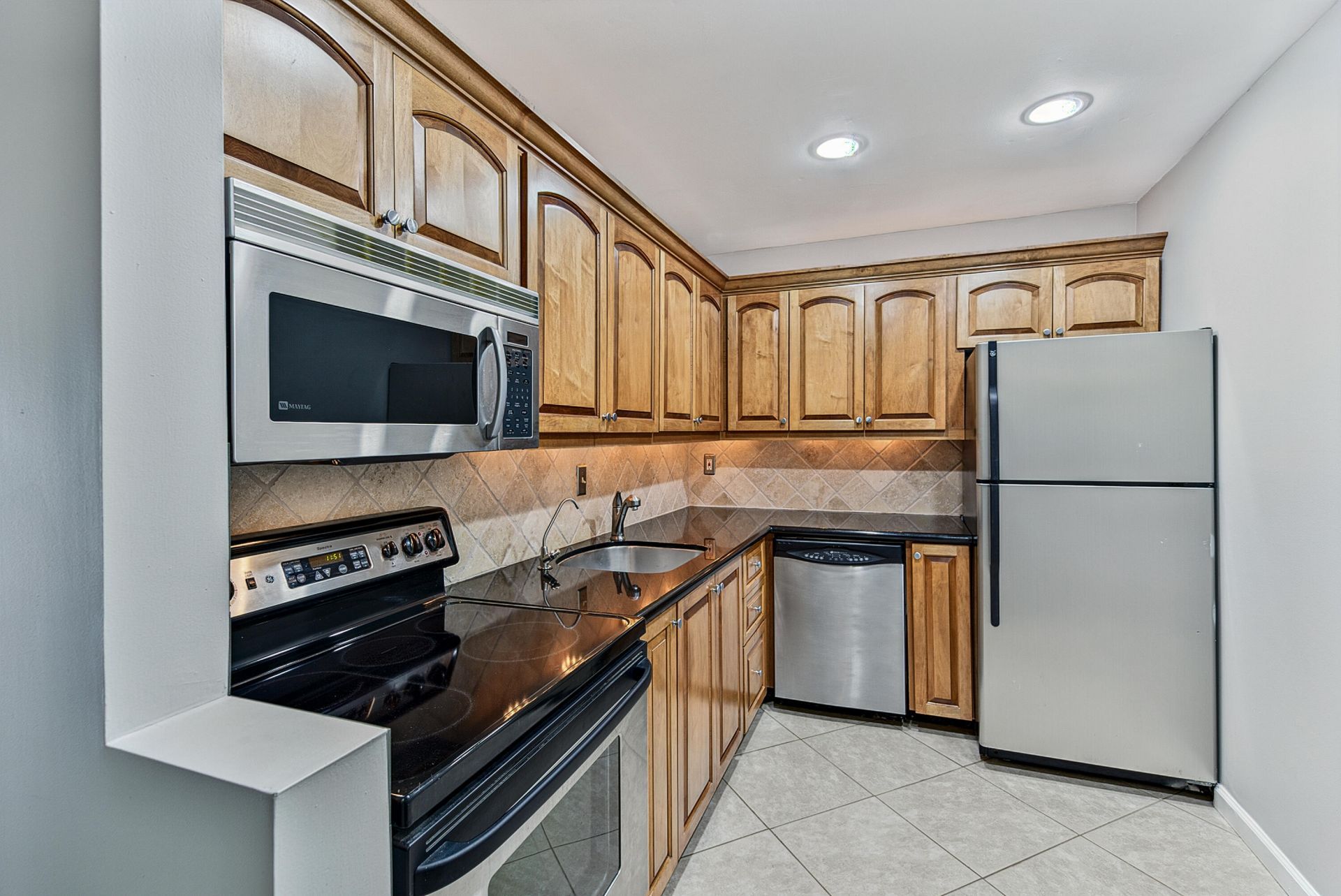 6345 Bay Club Drive, Unit 3, Fort Lauderdale, FL 33308 Photo