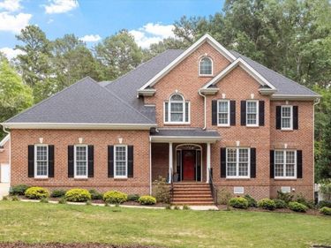 10108 Clairbourne Place, Raleigh, NC 27615