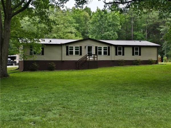 4535 Old Shore Road, Blackstone, VA 23824