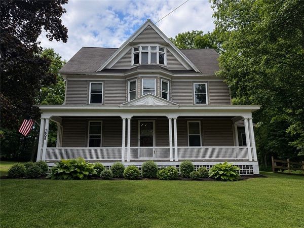1605 Lehigh Station Road , Henrietta, NY 14467
