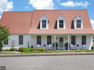 9 ODONOGHUE WAY, BARTO, PA 19504