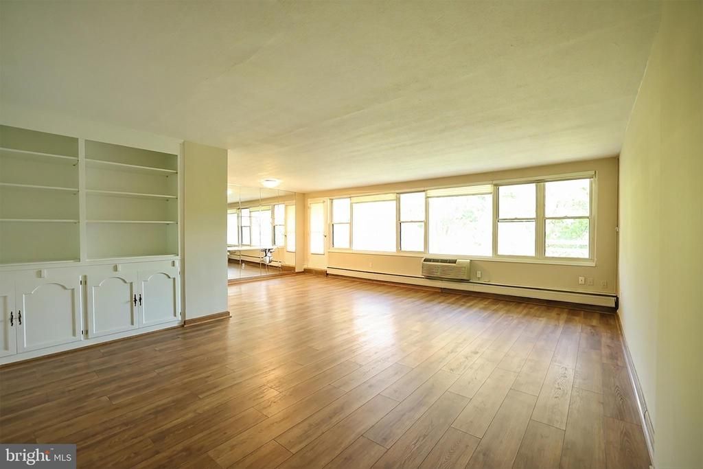 7900 OLD YORK ROAD , ELKINS PARK, PA 19027