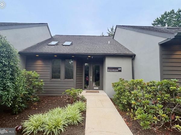 660 EXTON CMNS , Unit 42, EXTON, PA 19341