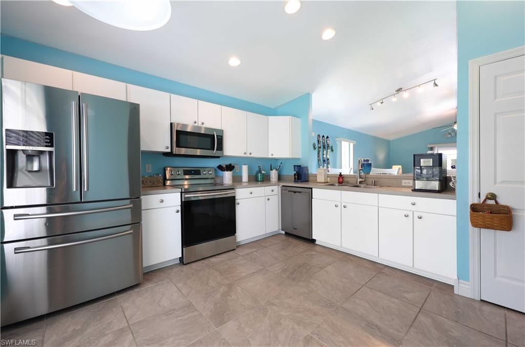 15633 Beachcomber Ave, Fort Myers, FL 33908 Photo
