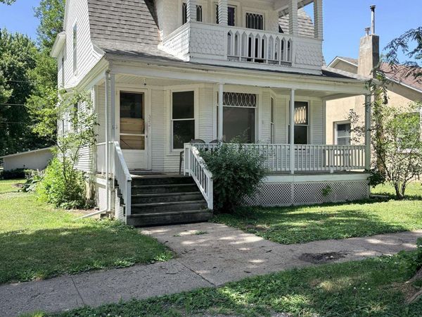 322 S FRANKLIN ST, Newell, IA 50568