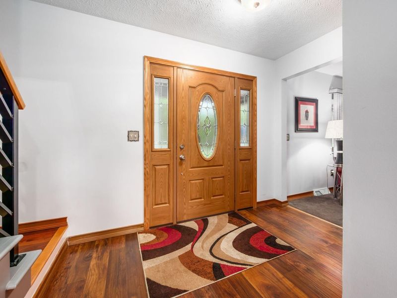 6329 Bellmeadow Drive, Columbus, OH 43229 Photo 5