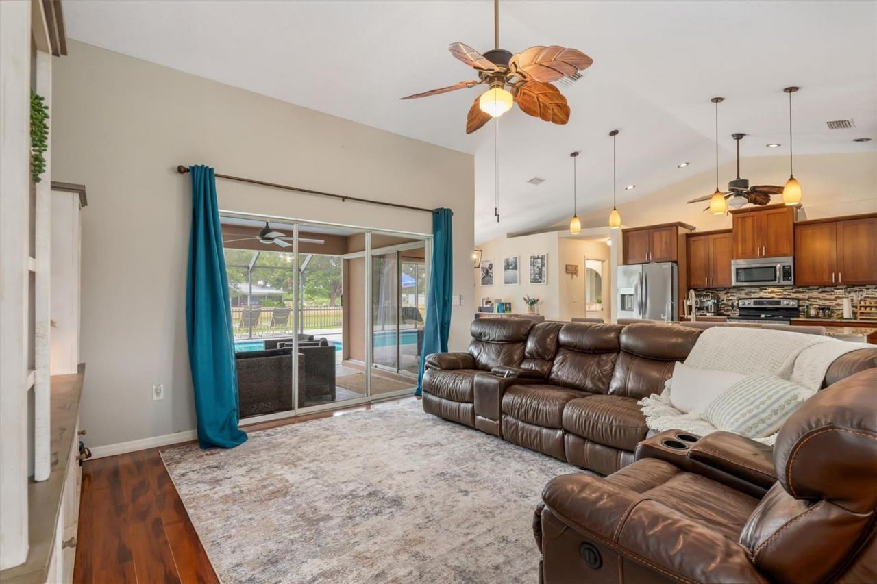 8200 Cleveland Drive , Punta Gorda, FL 33982 Photo