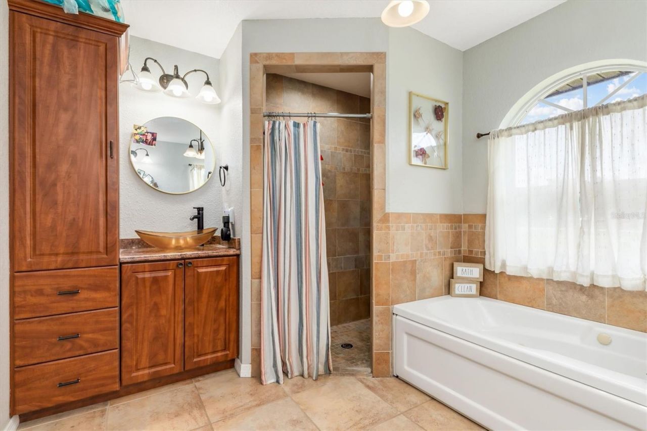 8200 Cleveland Drive, Punta Gorda, FL 33982 Photo