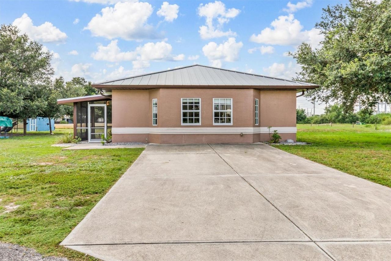 8200 Cleveland Drive, Punta Gorda, FL 33982 Photo