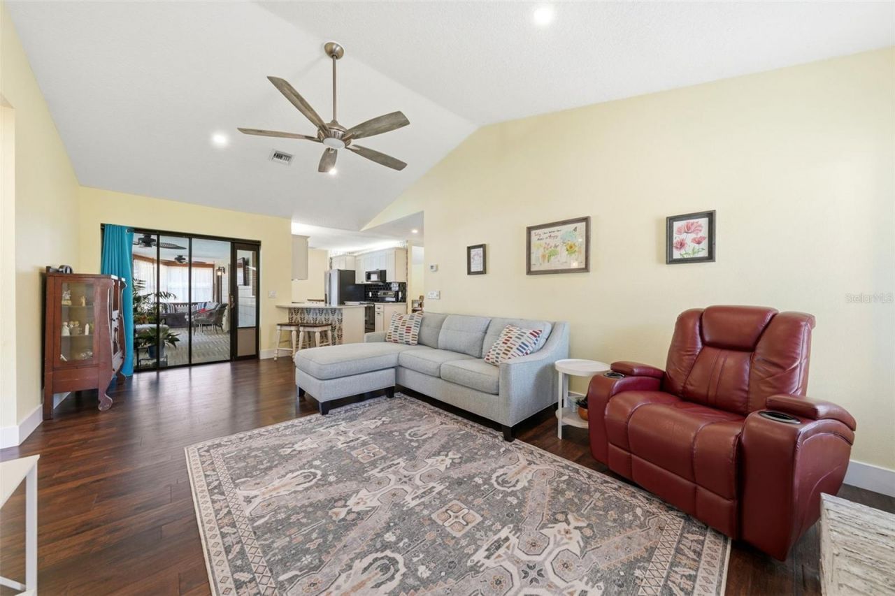 103 Ridgecrest Drive , Eustis, FL 32726 Photo