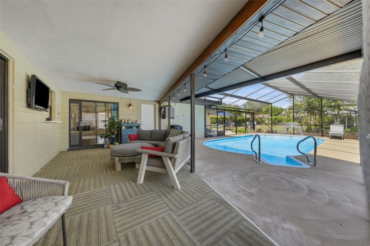103 Ridgecrest Drive , Eustis, FL 32726 Photo