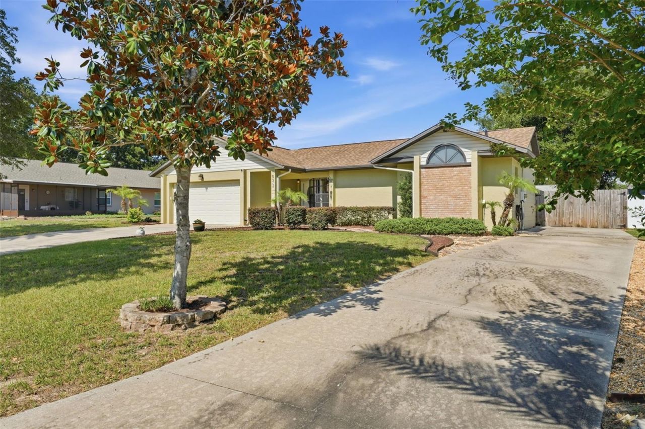 103 Ridgecrest Drive , Eustis, FL 32726 Photo