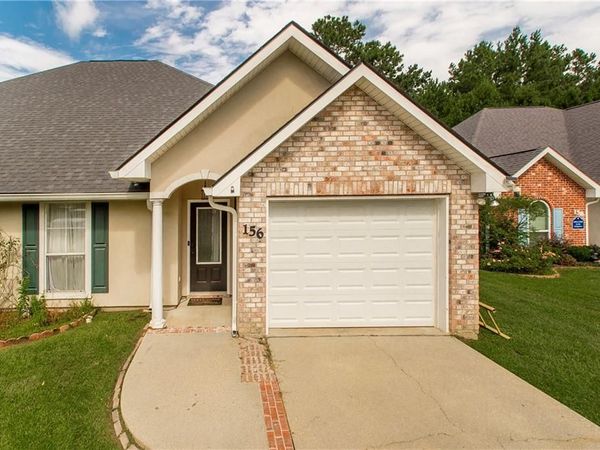156 SOUTHGATE Drive, Ponchatoula, LA 70454