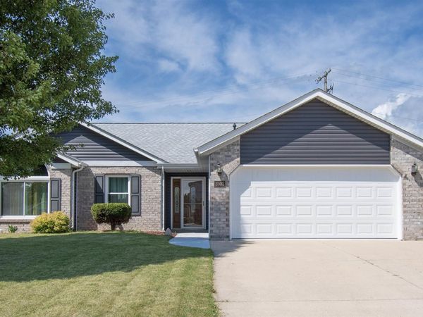 1503 Knoll Crest Drive, Kendallville, IN 46755