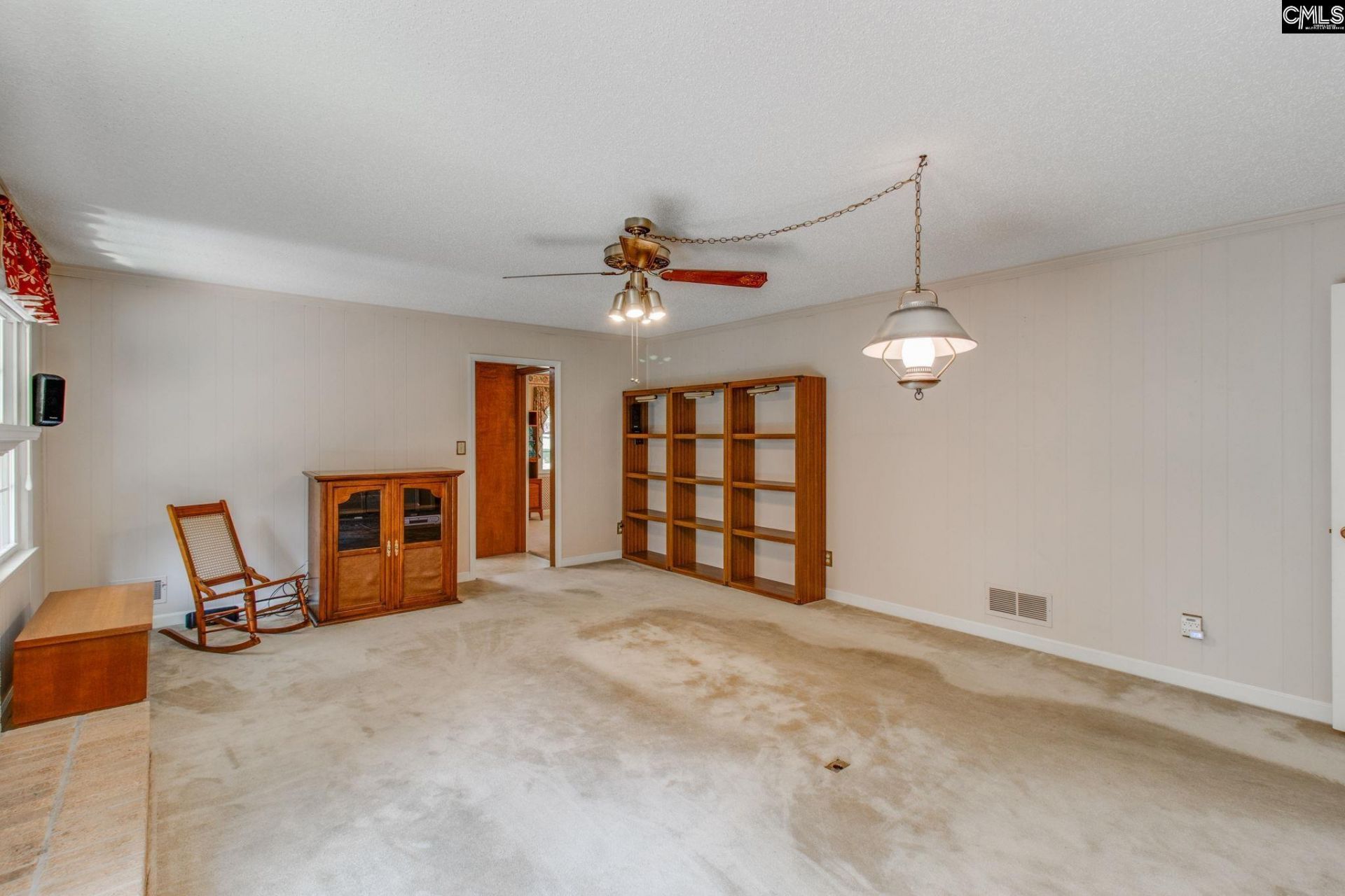 1075 Quail Lane  Photo 10