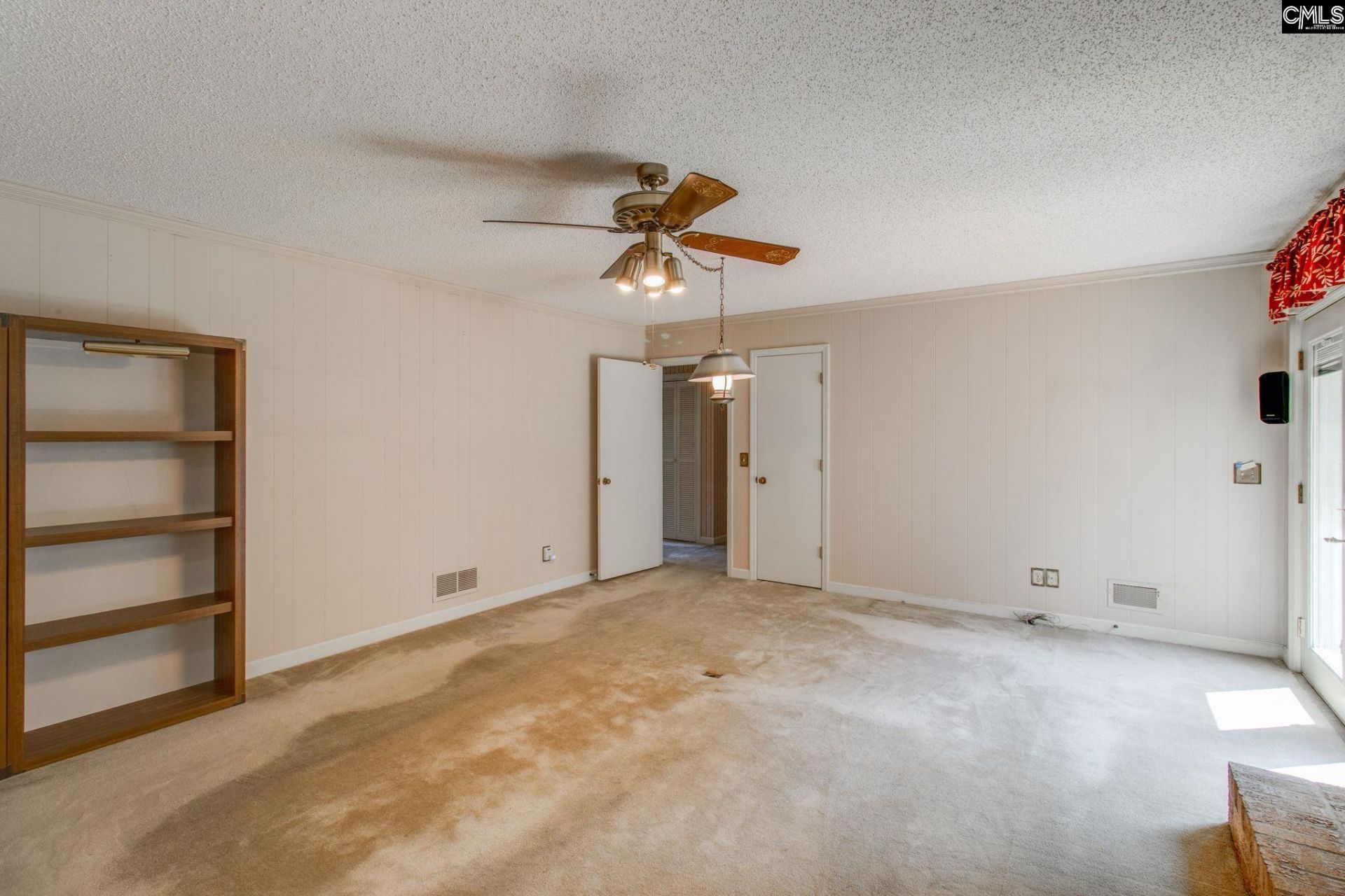 1075 Quail Lane  Photo 11