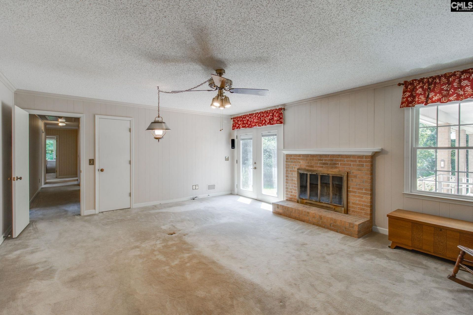 1075 Quail Lane  Photo 12