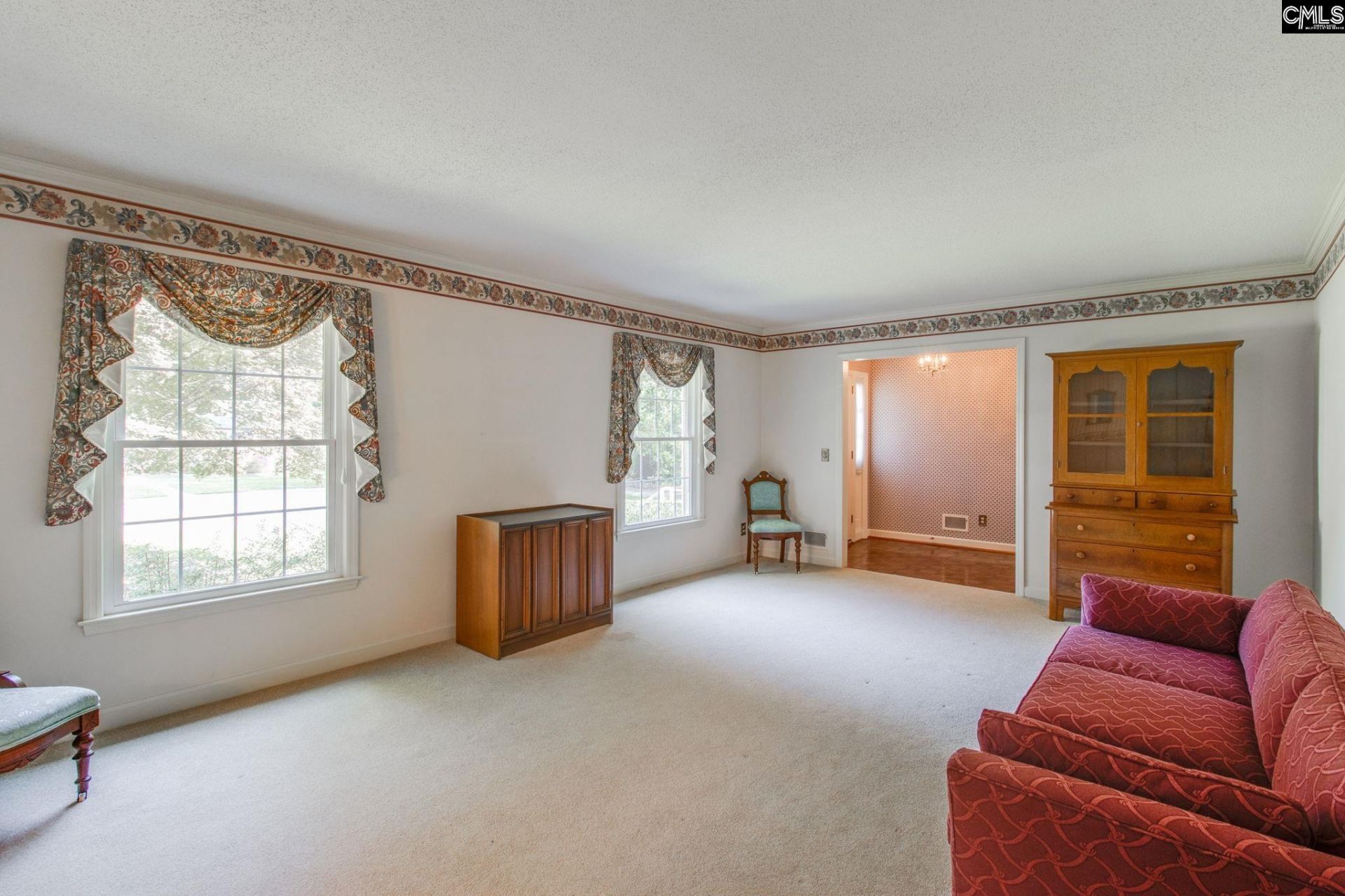 1075 Quail Lane  Photo 7
