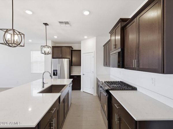 3618 N CAMDEN Drive, Florence, AZ 85132