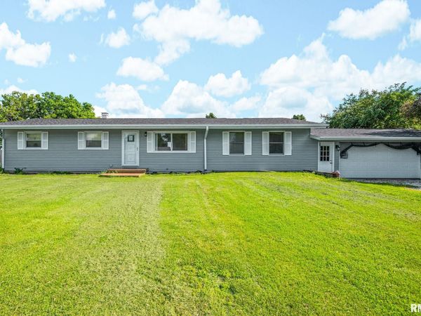 302 BERNARD Street, Abingdon, IL 61410