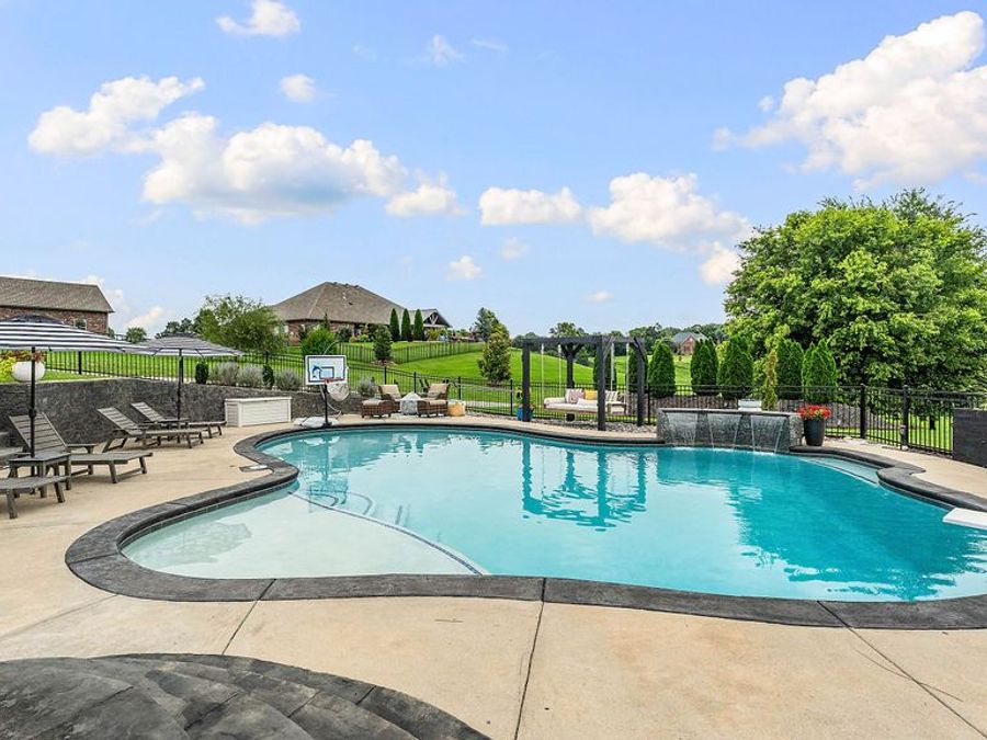 Property Image 38
