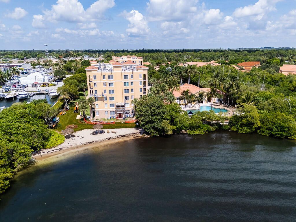 500 Scotia Drive, Unit 302, Hypoluxo, FL 33462 Photo